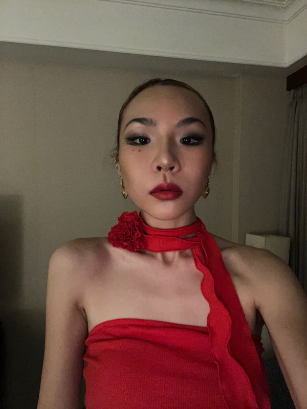 ROSA Tube Top 立體花朵平口上衣