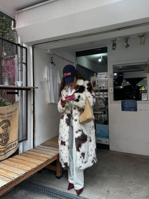 cow哞～牛奶紋大衣 