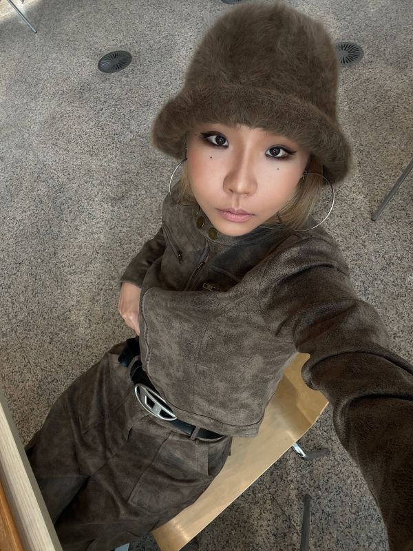 以帽取人 