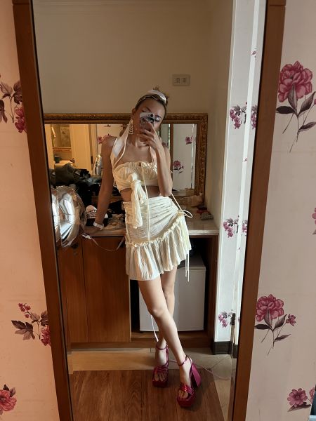 ISABELLA 宮廷蕾絲多穿法洋裝