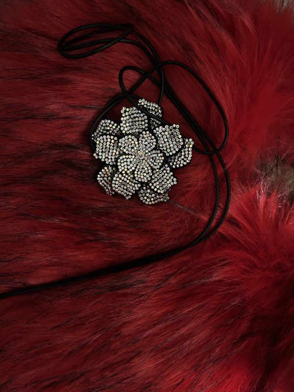 Diamond flower 