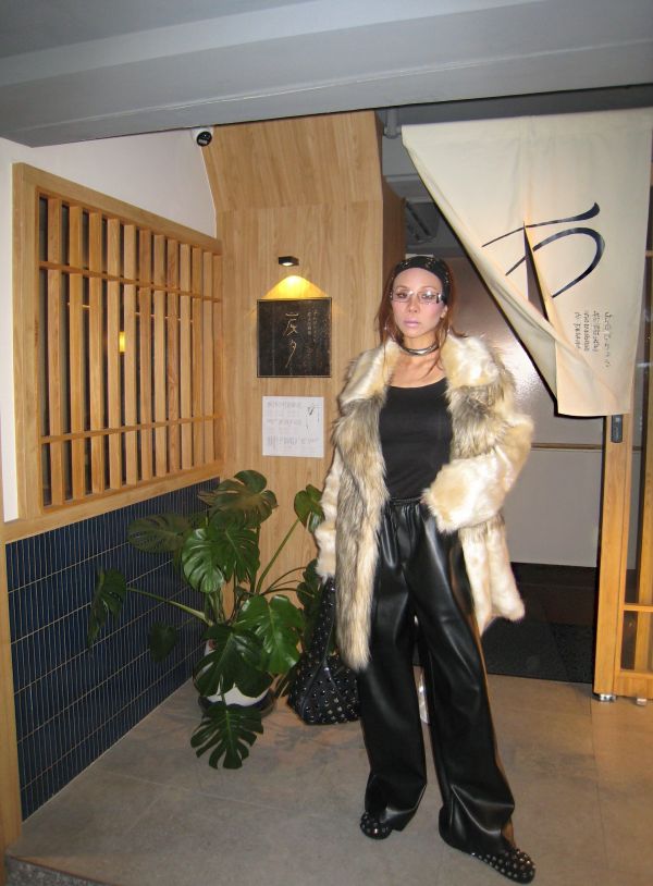 療癒杏色皮草拼接大衣 