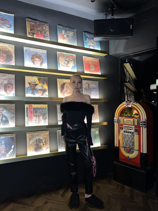 超好版型內絨皮褲 