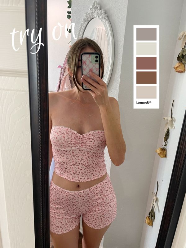 pick the flowers 