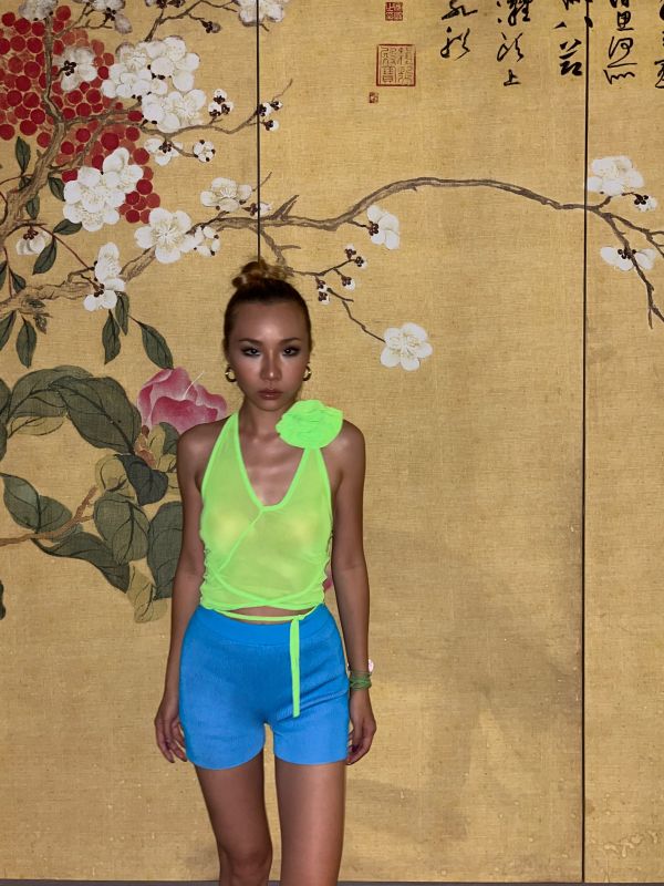 fluorescent green TOP 
