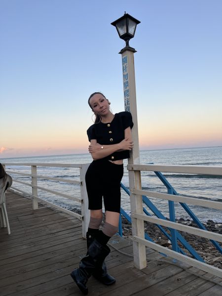 浮雕金屬釦時髦套裝 