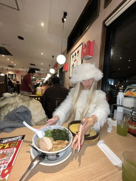 韓版斜肩水貂毛毛衣 