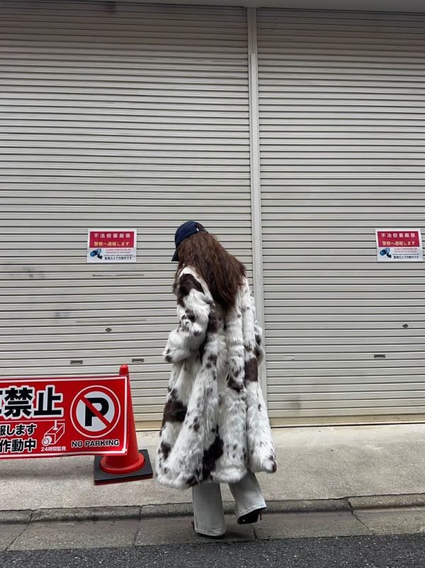 cow哞～牛奶紋大衣 