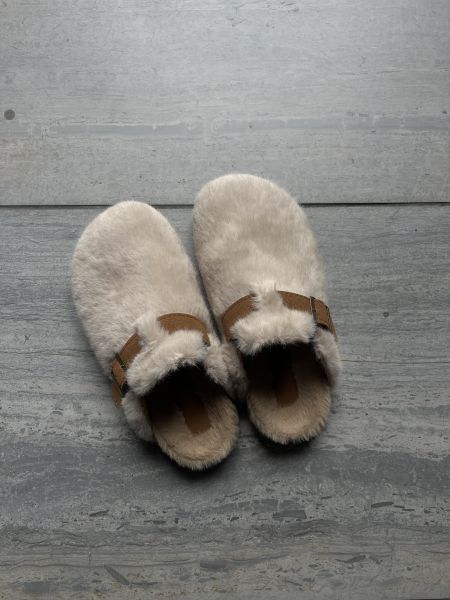 毛毛絨高級杏色慵懶拖 