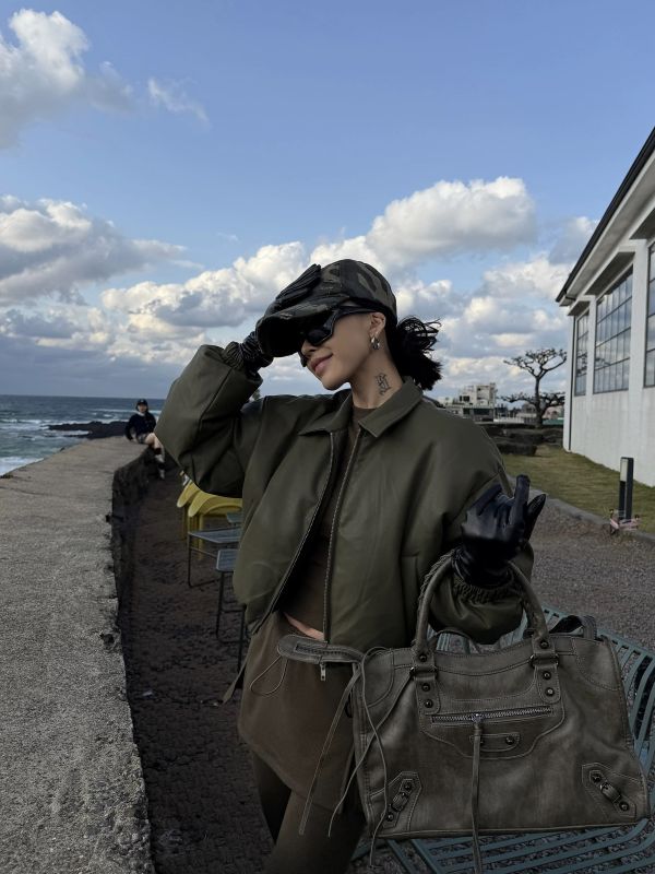 超澎澎高級大麵包 