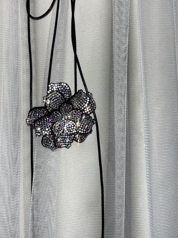 Diamond flower 