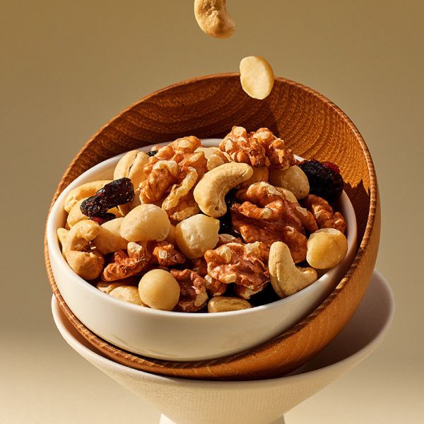 【過年禮盒】瑞駿酥粹堅果禮盒（粹蛋捲32入x1+小福果活力盒5入／盒） 