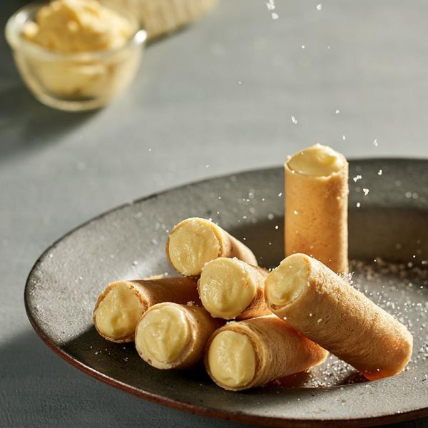 彌月禮盒－綻放實心米香（實心蛋捲4入x2+爽脆盒15入／盒） 