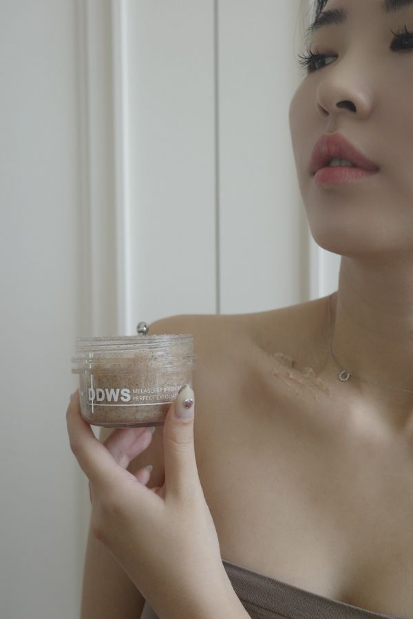 微晶椰棗核桃亮白去角質 微晶椰棗核桃亮白去角質