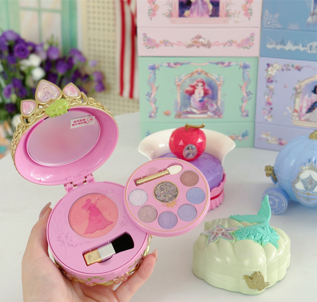 杜麗莎花舞公主系列彩妝盒-長髮公主 公主系列美容彩妝系列
迪士尼公主
長髮公主樂佩