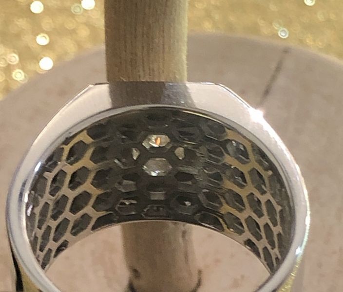 土豪款系列超豪鑲 美國莫桑石,莫桑鑽,女戒,鑽戒,鑽石,求婚,時尚,百搭,情人節,聖誕節,訂婚,情侶戒,禮物,紀念,週年,耳釘,耳掛,耳線,手鍊,母親節,父親節,尾戒,天然珍珠,黃鑽,藍鑽