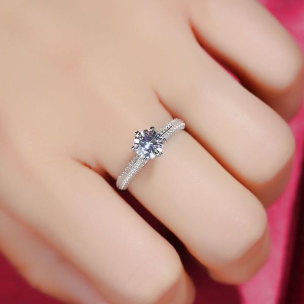 六角皇冠 莫桑石,莫桑鑽,女戒,鑽戒,鑽石,求婚,時尚,百搭,情人節,聖誕節,訂婚,情侶戒