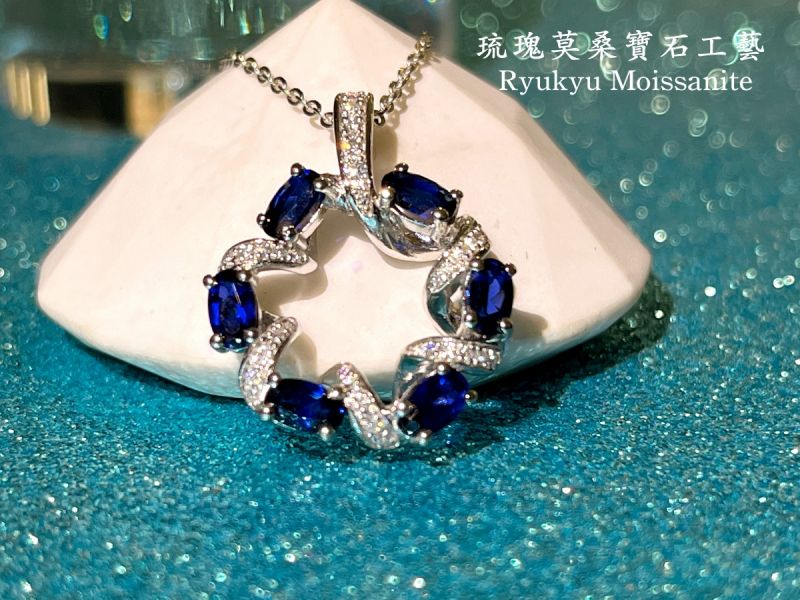 星河之墜 美國莫桑石,莫桑鑽,女戒,鑽戒,鑽石,求婚,時尚,百搭,情人節,聖誕節,訂婚,情侶戒,禮物,紀念,週年,耳釘,耳掛,耳線,手鍊,母親節,父親節,尾戒,天然珍珠,黃鑽,藍鑽,客製珠寶,結婚戒指
