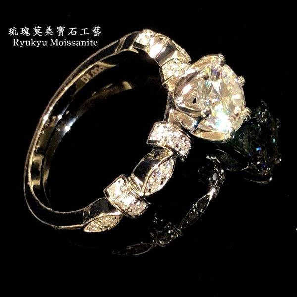 立體多拼1克拉 美國莫桑石,莫桑鑽,女戒,鑽戒,鑽石,求婚,時尚,百搭,情人節,聖誕節,訂婚,情侶戒,禮物,紀念,週年,耳釘,耳掛,耳線,手鍊,母親節,父親節,尾戒,天然珍珠,黃鑽,藍鑽