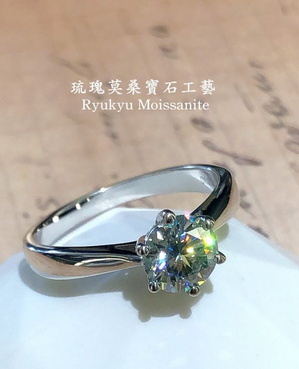 永恆經典六爪 美國莫桑石,莫桑鑽,女戒,鑽戒,鑽石,求婚,時尚,百搭,情人節,聖誕節,訂婚,情侶戒,禮物