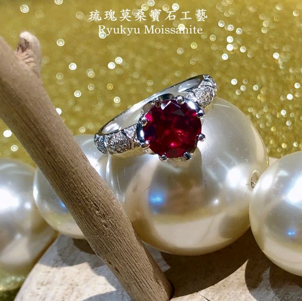 紅寶石蛇網紋女戒 美國莫桑石,莫桑鑽,女戒,鑽戒,鑽石,求婚,時尚,百搭,情人節,聖誕節,訂婚,情侶戒,禮物,紀念,週年,耳釘,耳掛,耳線,手鍊,母親節,父親節,尾戒,天然珍珠,黃鑽,藍鑽