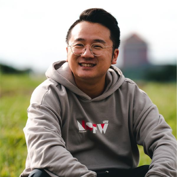 NSFW 2022帽T-卡其 上班不要看,NSFW,上不,Youtuber,網紅,帽T,上不帽T,上不週邊