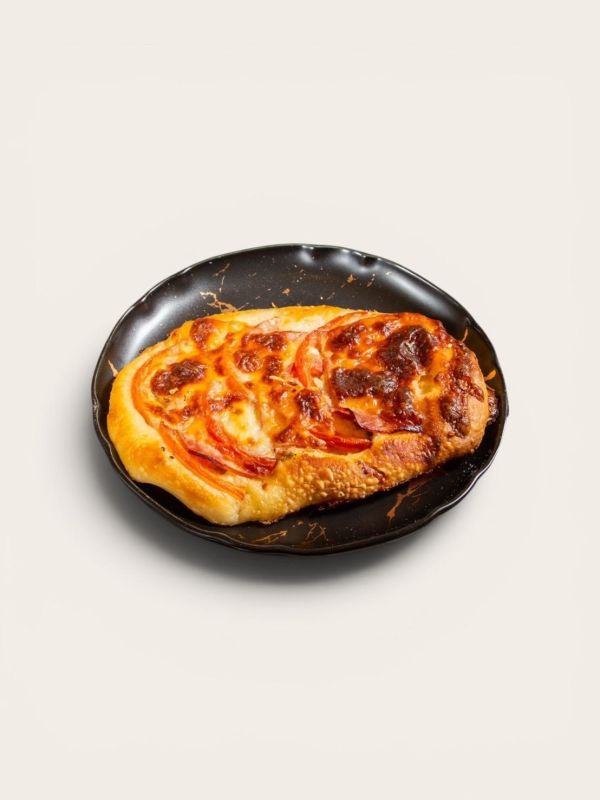 White Sauce Ham & Tomato Focaccia 遨遊義大利披薩佛卡夏 