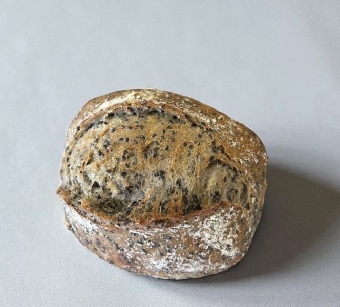 Black Sesame Lemon Rosemary Japanese Soft Bread 黑芝麻檸香吉軟法 