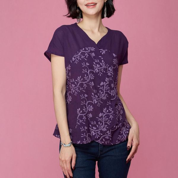刺繡配色顯瘦上衣 