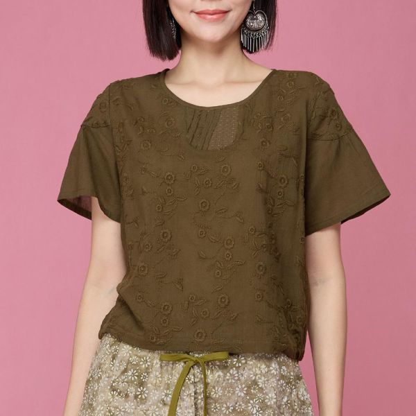 刺繡鬚邊俏麗上衣 