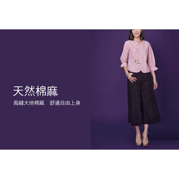 手繪刺繡俏麗上衣 