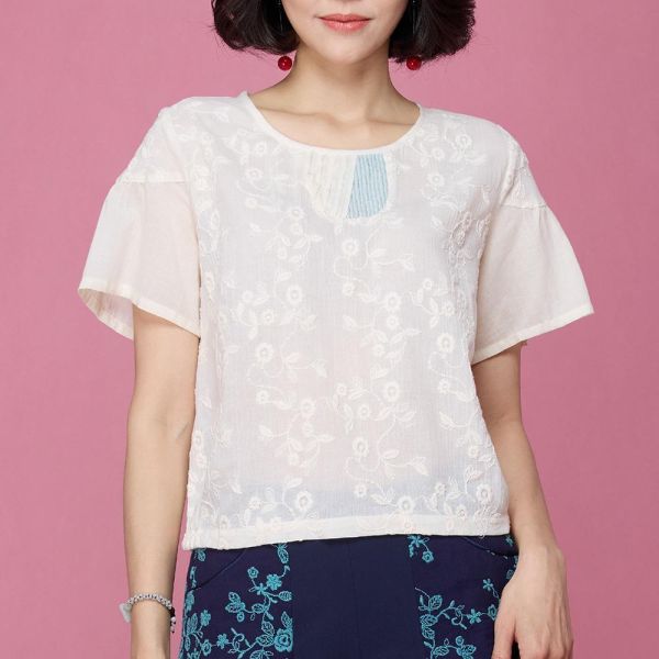 刺繡鬚邊俏麗上衣 