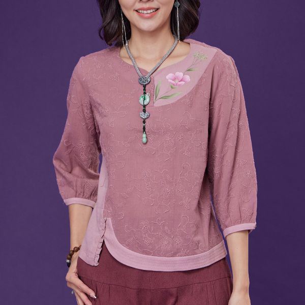 手繪刺繡圓弧上衣 