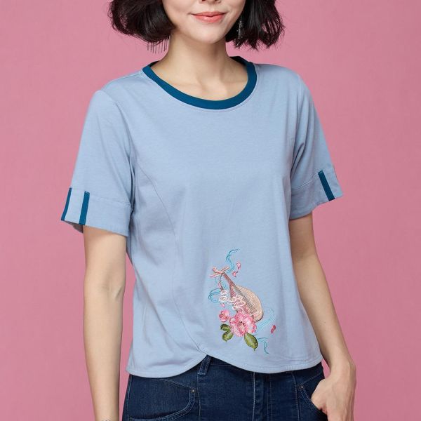 刺繡圓弧T恤 