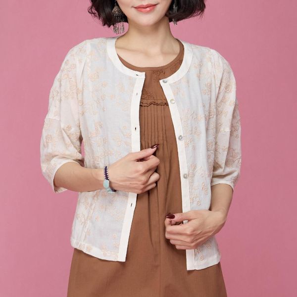 刺繡俏麗小外套 