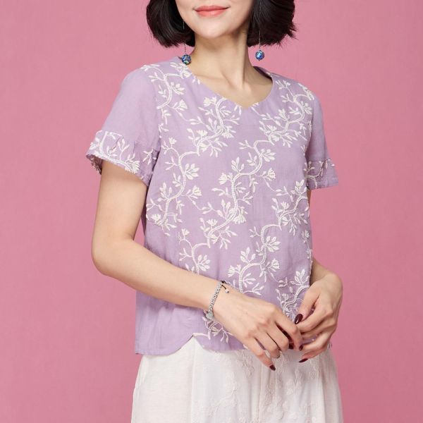 刺繡配色花苞上衣 
