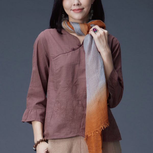 刺繡荷葉袖上衣 