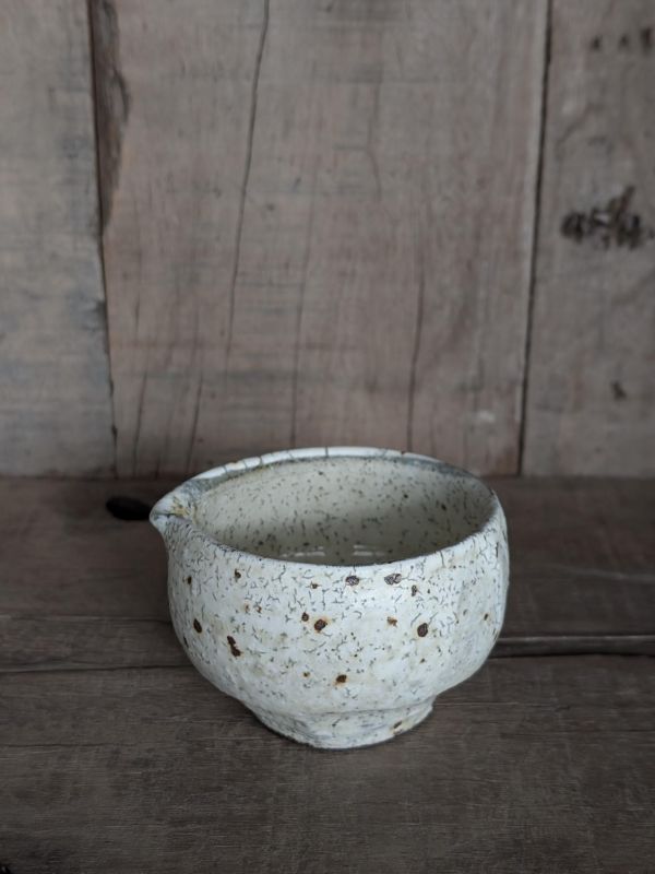 山本一仁 玻璃釉粉引片口 陶藝 陶土 無印良品 手工器皿 日系 日本職人 日本職人山本一仁花盤