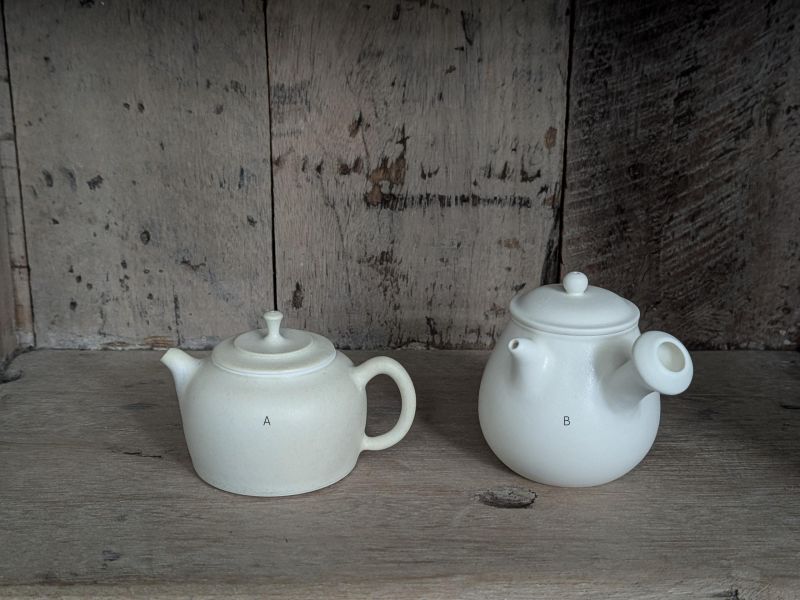 燻 陶 漫 行 ｜壺8 陶藝 陶土 手工器皿 豬口杯 陶器 家飾 藝術 雕塑 茶壺 茶具 鶯歌 咖啡杯
花器 缽 側把壺 豆皿 盤缽 片口