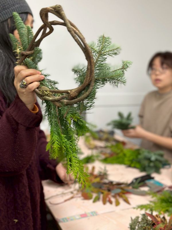 12/14(日)聖誕療癒花圈(兩款擇一) 聖誕花圈課 聖誕節 裝飾 花藝 台北花藝 台北工作坊 手做