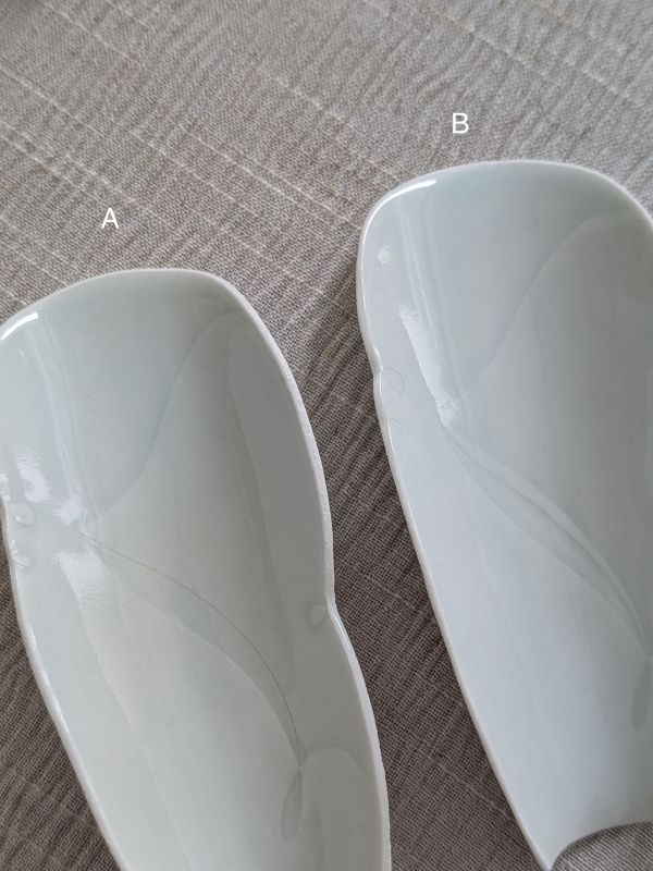張慢 茶則 作品多藉由輕柔小心的動作產生指向,在日常感知中搜尋相關記憶,以拆解與重組細微視角,梳理自然及現成物的輪廓與痕跡,讓他們變得輕盈自在、中性,保有更多空間自我詮釋。陶瓷僅是創作的媒材之一,無需限制於實用與非實用、工藝與藝術之間,作品的形成,即是我記錄生活的習慣與方式,人的記憶有限,瞬間記憶更是容易消散,我想將如同視覺暫留的種種,保留在生活當中。