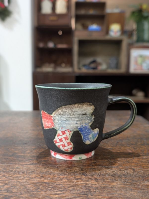 林盼妮 拼貼風格把杯 台灣作家 陶藝家 陶藝 慢慢生活美 展覽 gallery