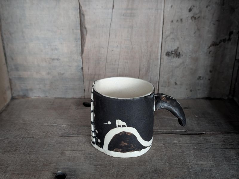 椪小雨 個展 杯-5 陶藝 陶土 手工器皿 傷痕 療癒 可愛 自我療癒 陶器 家飾 藝術 雕塑