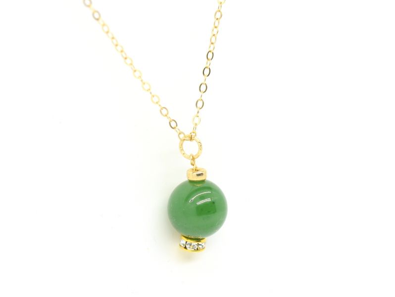 Green Jade Bead Pendant Necklace 14KF green jade,pendant,necklace,gold filled