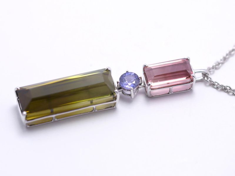 10月生日石 天然粉紅碧璽+綠碧璽+紫色剛玉 自然漸層色 18K白金 附保證書 項鍊,吊墜,碧璽,生日石,水晶,鑽石,玉石翡翠,紅珊瑚,輕珠寶,項鍊,寶石,大千珠寶