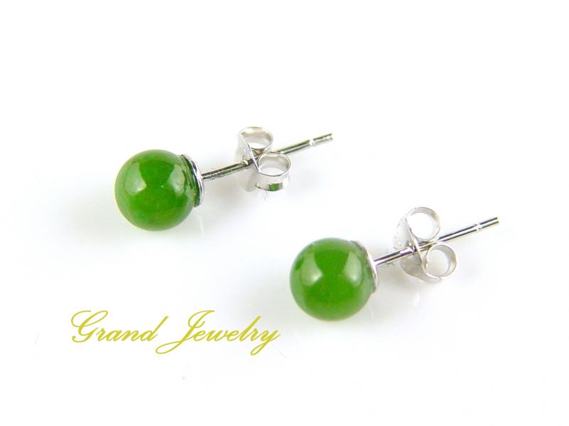 Green Jade 6mm Round Beads 925 Sterling Silver Stud Earrings green jade,nephrite,stud,earrings,jewelry,gemstone