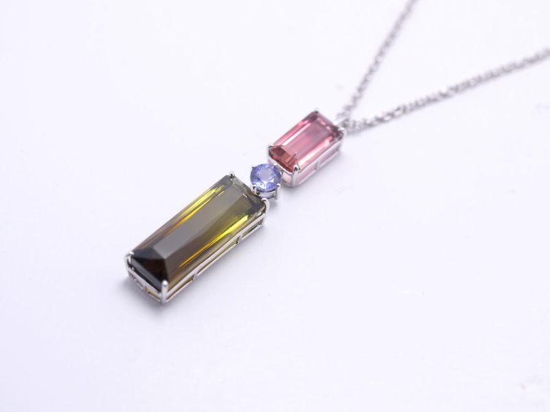 10月生日石 天然粉紅碧璽+綠碧璽+紫色剛玉 自然漸層色 18K白金 附保證書 項鍊,吊墜,碧璽,生日石,水晶,鑽石,玉石翡翠,紅珊瑚,輕珠寶,項鍊,寶石,大千珠寶