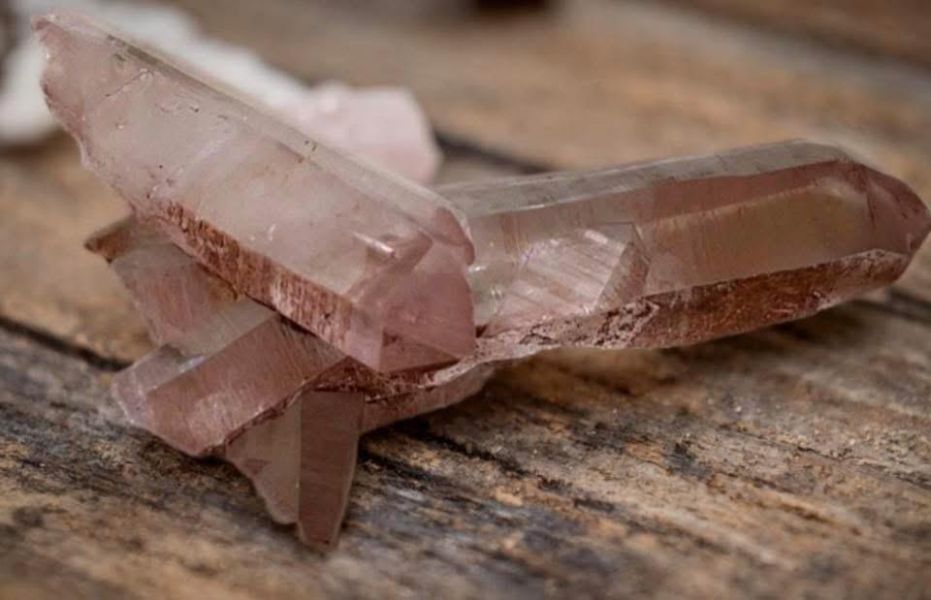 藍針橋樑原礦｜印度三摩地水晶 藍針橋樑水晶,三摩地水晶,印度三摩地水晶,藍針水晶,Samadhi Quartz、天然水晶原礦,礦石收藏,能量水晶,水晶原礦,稀有水晶