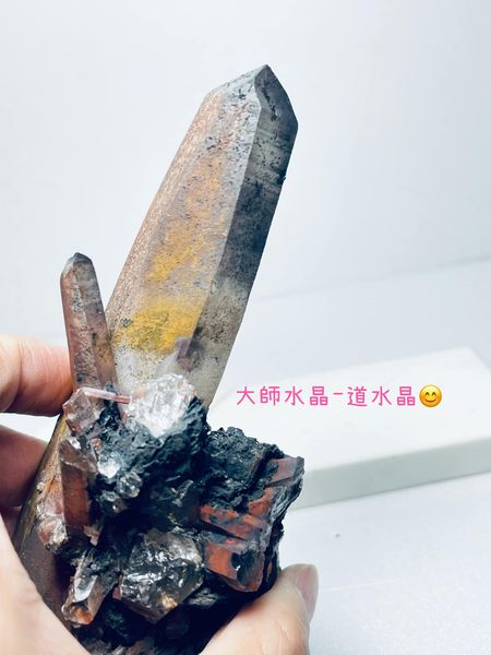 紅皮鏡鐵礦水晶 鏡鐵礦,紅皮水晶