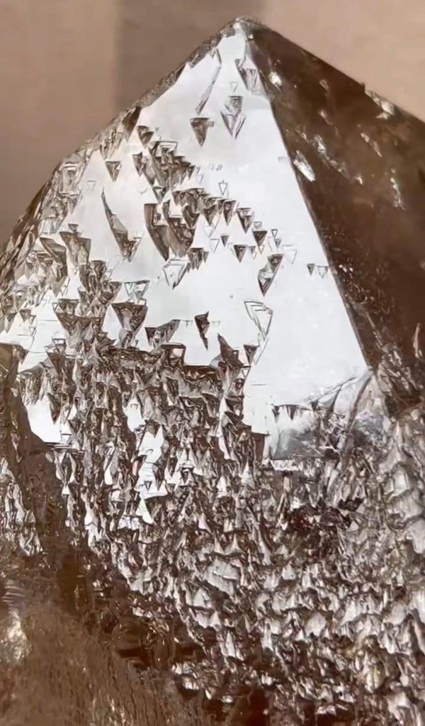 資料庫水晶 資料庫水晶、三角印記資料庫水晶、茶晶,天然原礦